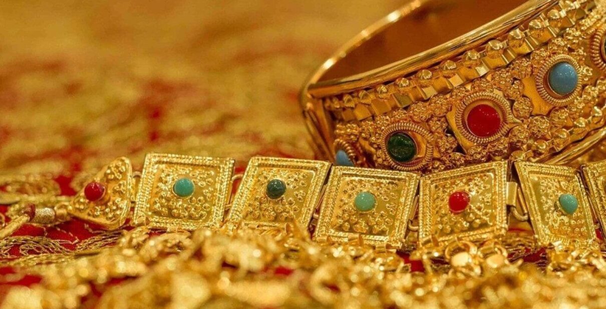 Titan Q4 Results: PAT rises 11% YoY to ₹870 crore; ₹11 dividend declared