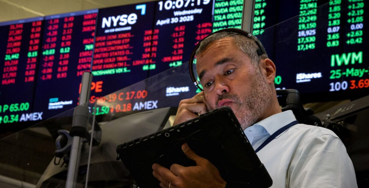 Wall Street today: Nasdaq climbs 2%, S&P 500 gains 1%, on strong results FROM Meta Platforms, Microsoft