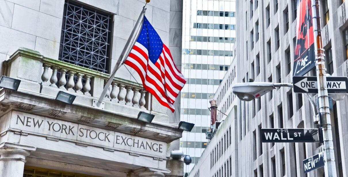 US Stock Market LIVE Updates: S&P 500 nears record high as Dow Jones slips 50 points US Stock Market LIVE Updates: S&P 500 nears record high as Dow Jones slips 50 points