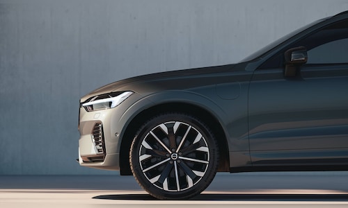 Volvo Cars shares surge 40% after strong Q3 profit beat, on track for best day ever Volvo Cars shares surge 40% after strong Q3 profit beat, on track for best day ever