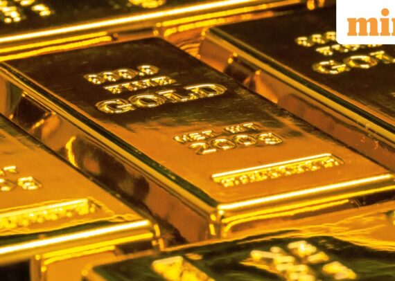 Gold prices to crash to ,400? Tread cautiously as tech charts signal bearish bias